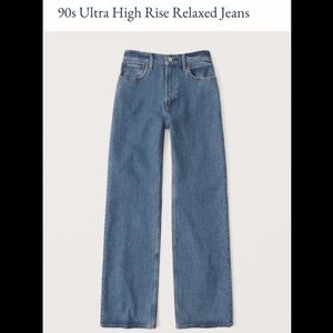 A&F 90’s High Rise Relaxed Jeans
